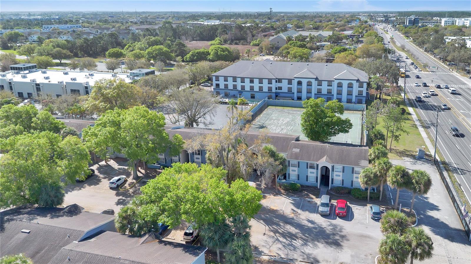 Image 24 of 28 For 2507 Alafaya Trail 10