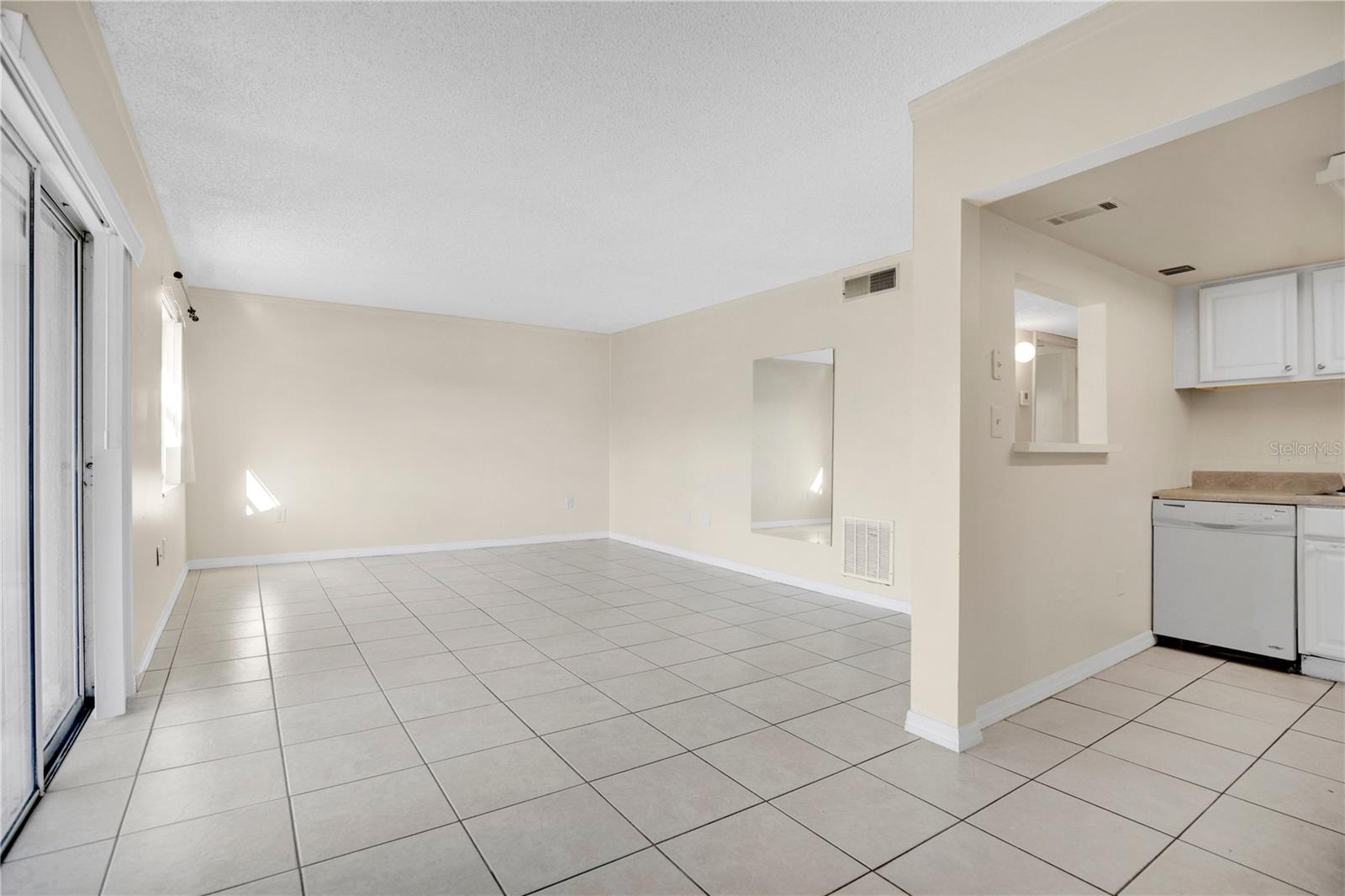 Image 8 of 28 For 2507 Alafaya Trail 10