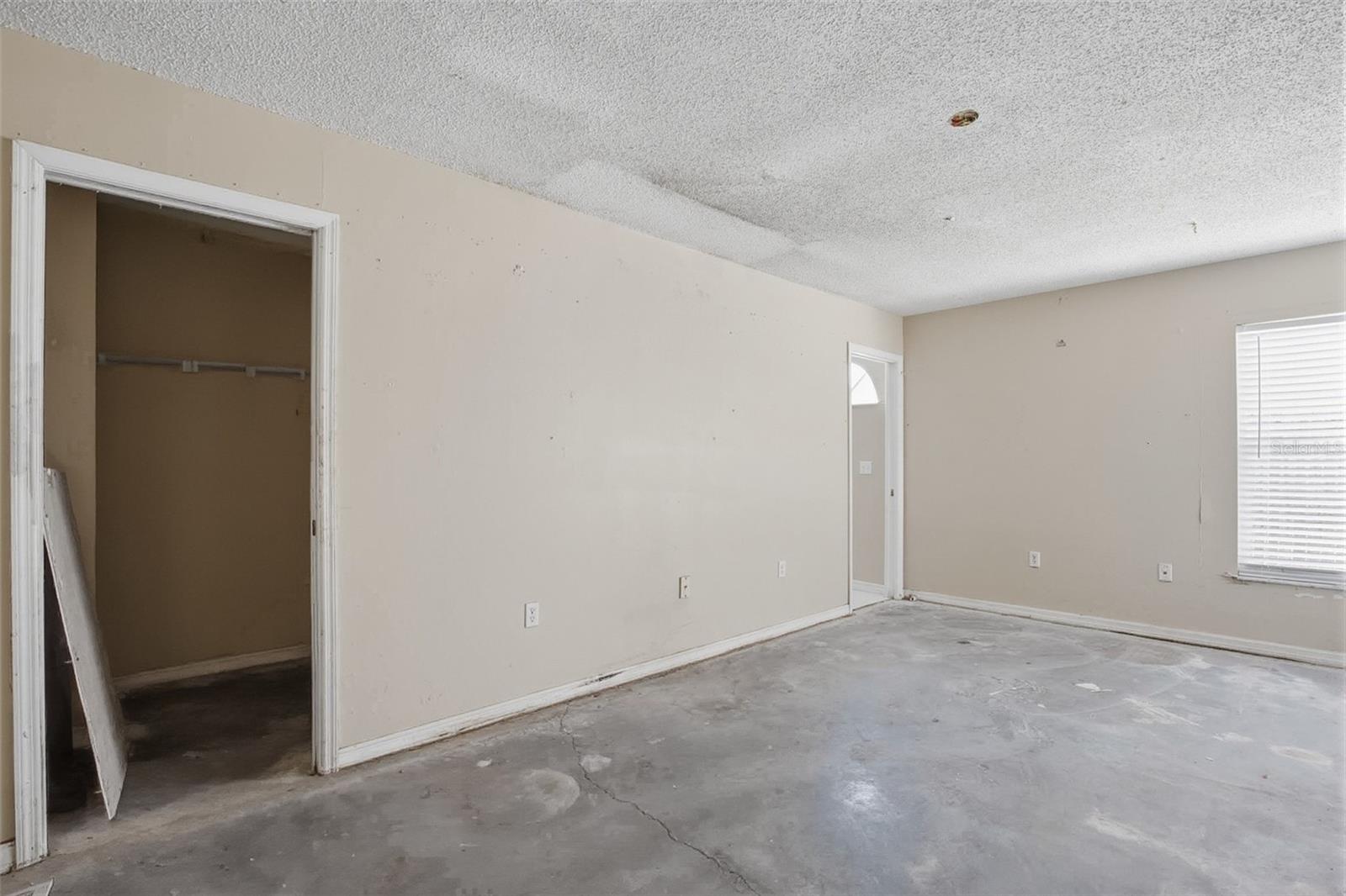 Image 16 of 30 For 4205 Tall Oak Lane