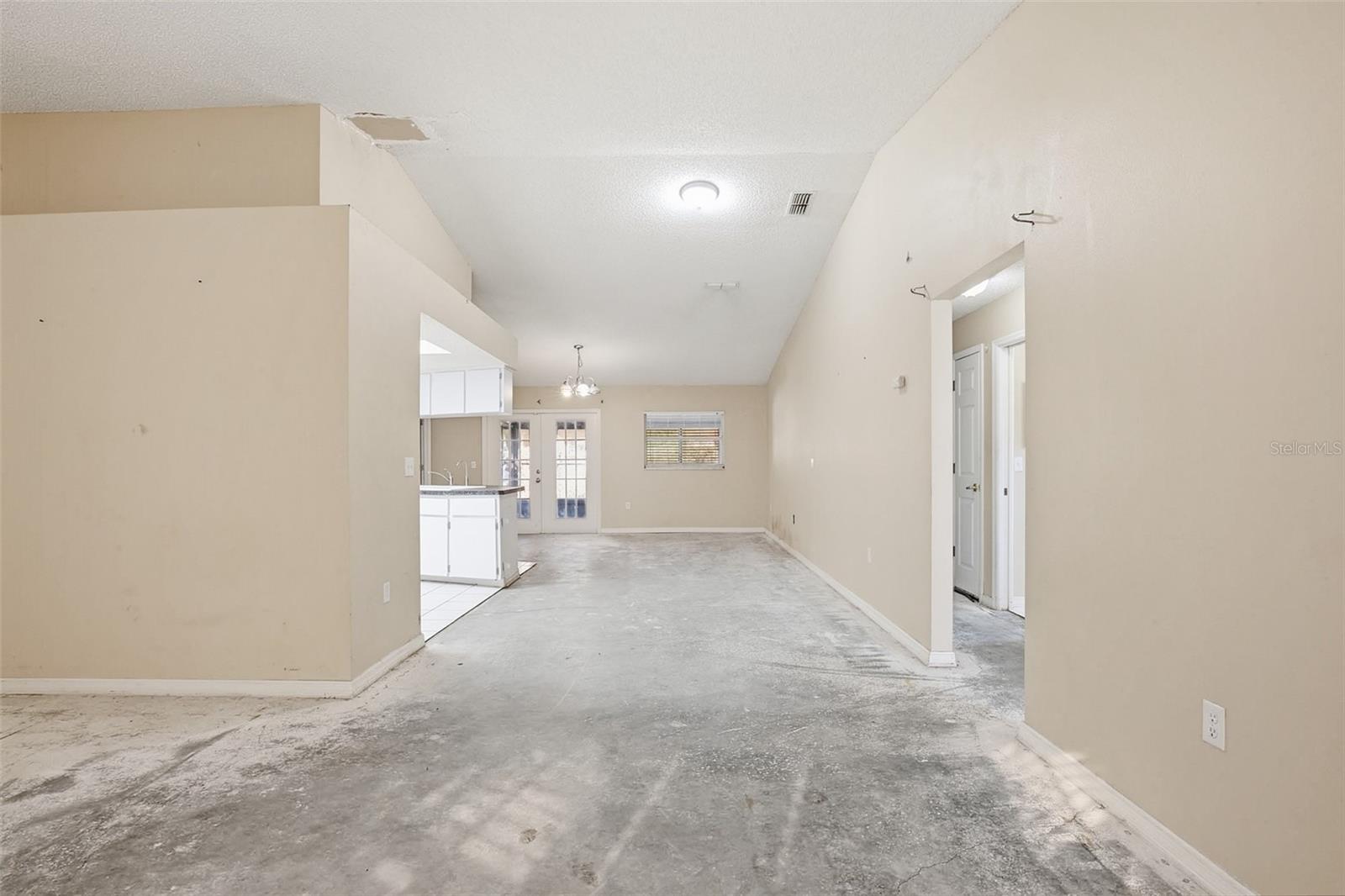 Image 8 of 30 For 4205 Tall Oak Lane