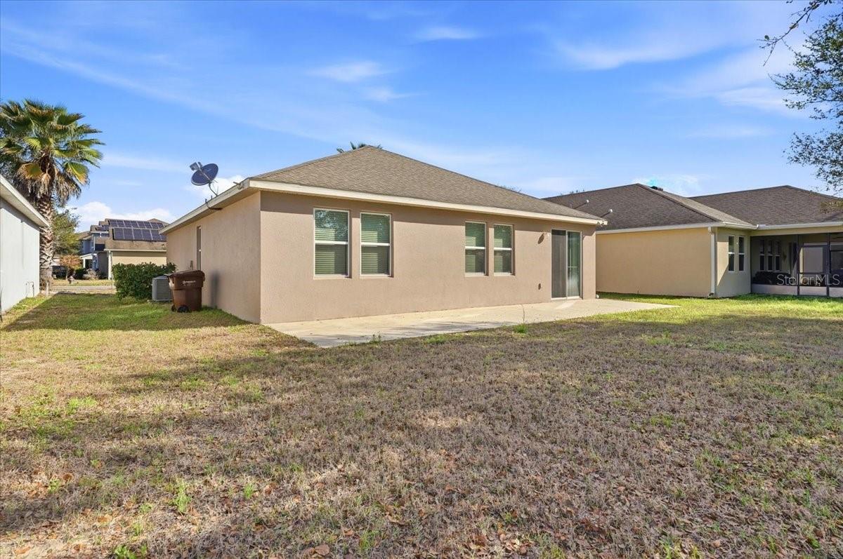 Image 30 of 42 For 215 Lakeshore Drive