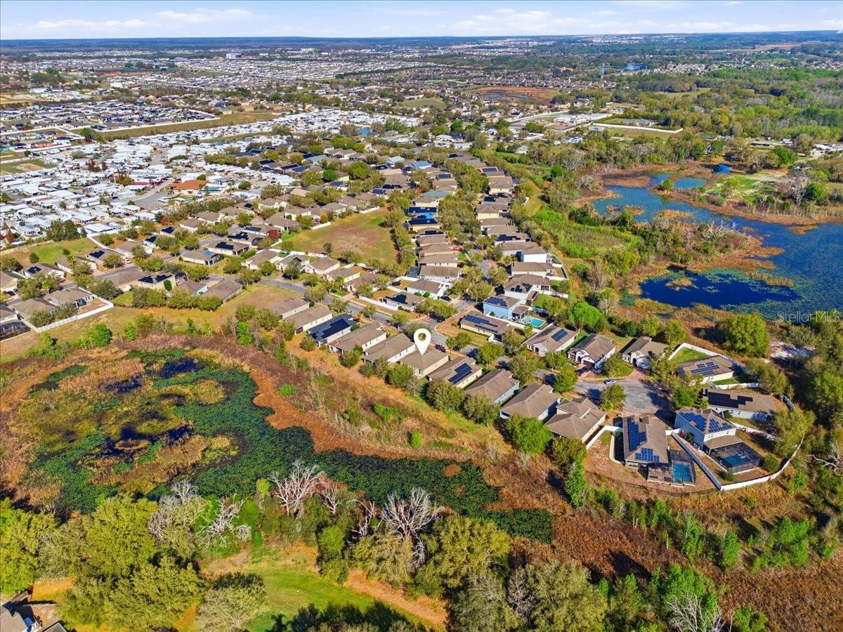 Image 33 of 42 For 215 Lakeshore Drive