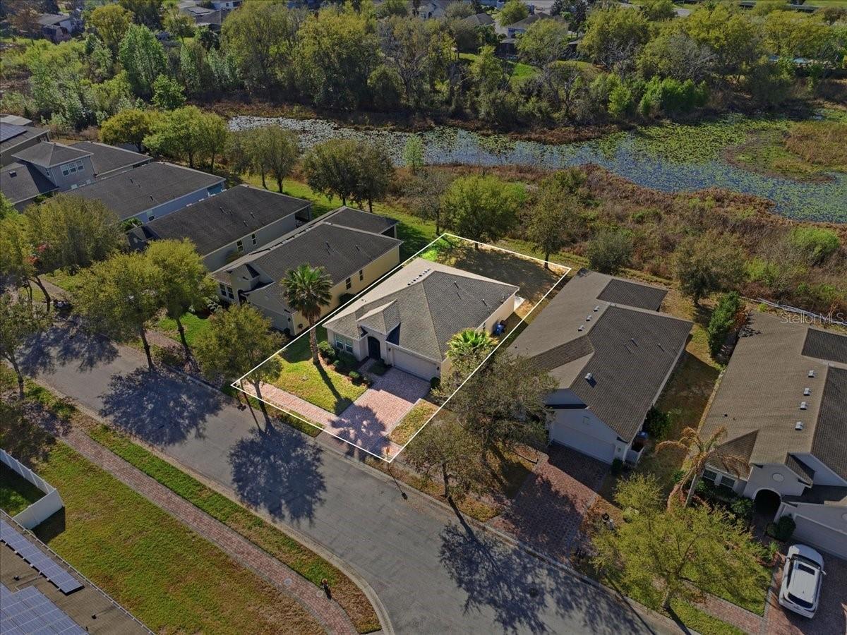 Image 37 of 42 For 215 Lakeshore Drive