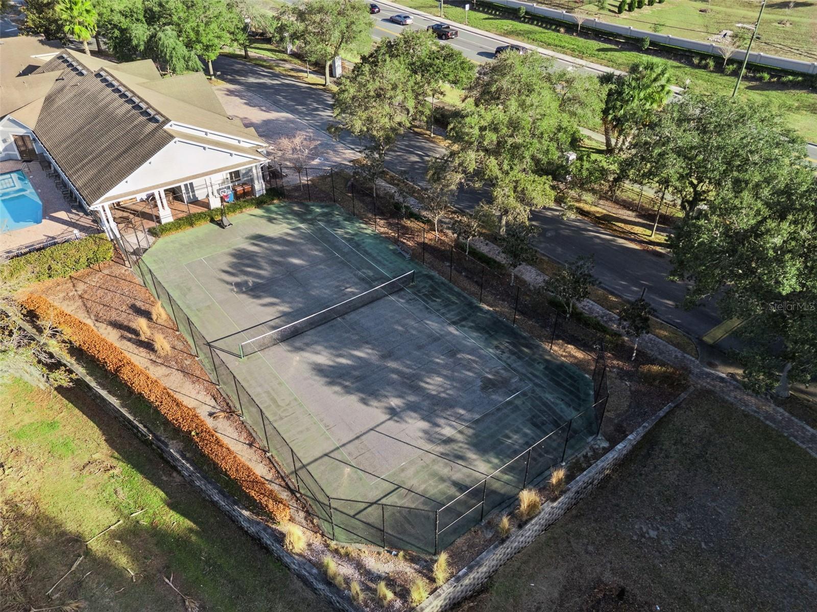 Image 41 of 42 For 215 Lakeshore Drive