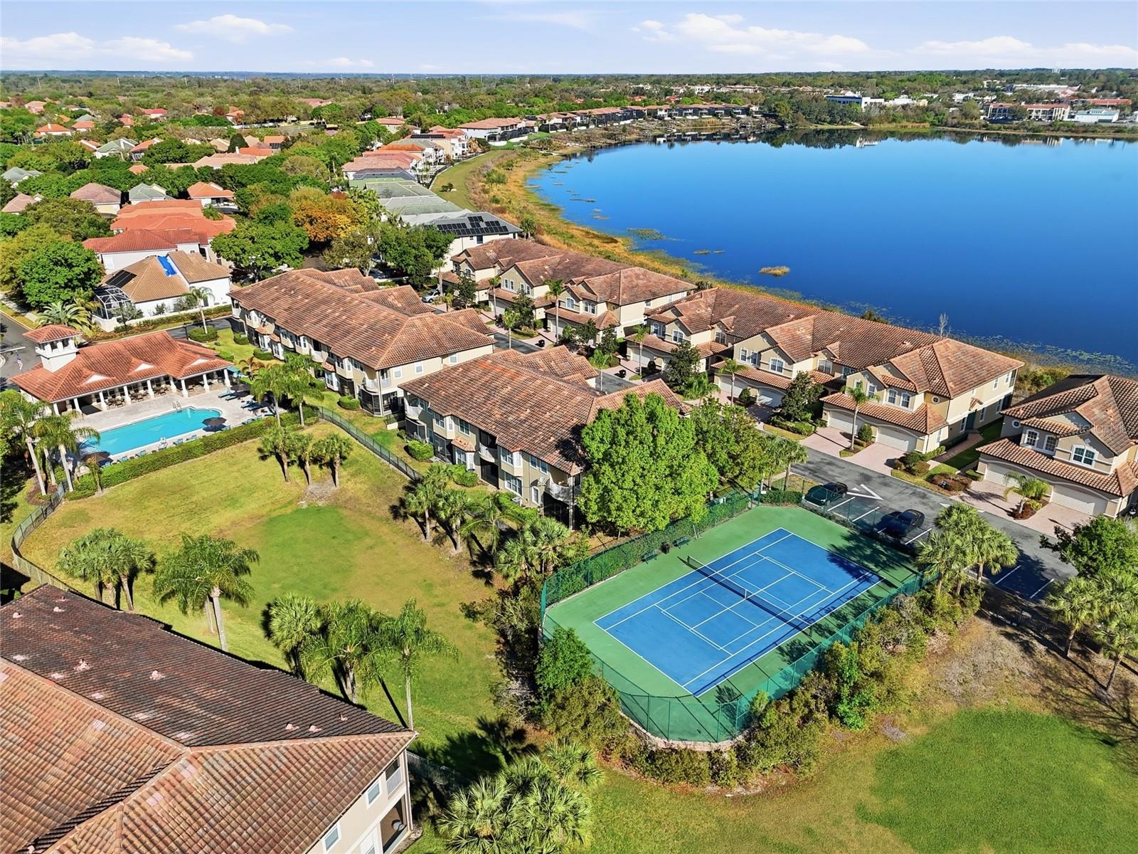 Image 9 of 50 For 8718 The Esplanade  14