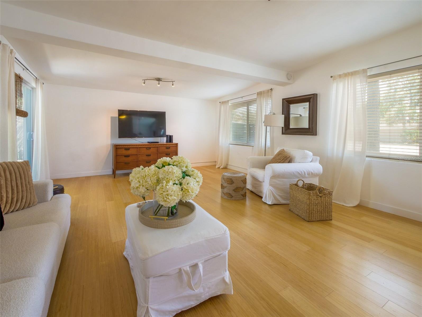 Image 6 of 22 For 3505 Corrine Drive