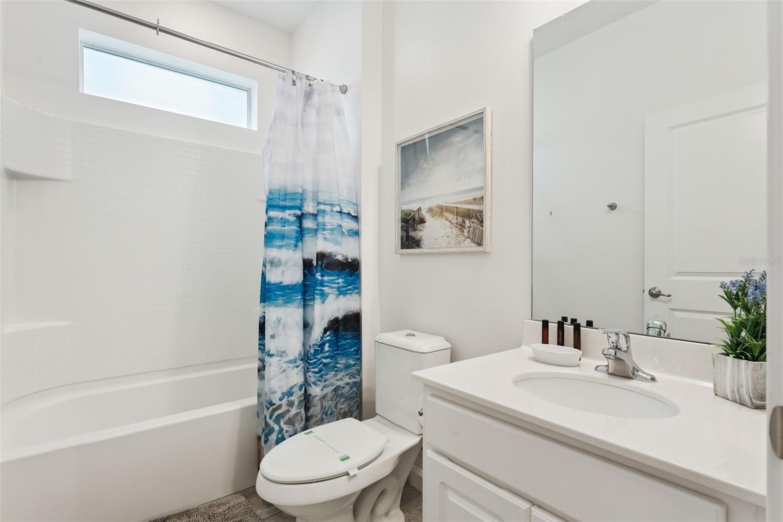 Image 32 of 71 For 2614 Calistoga Avenue