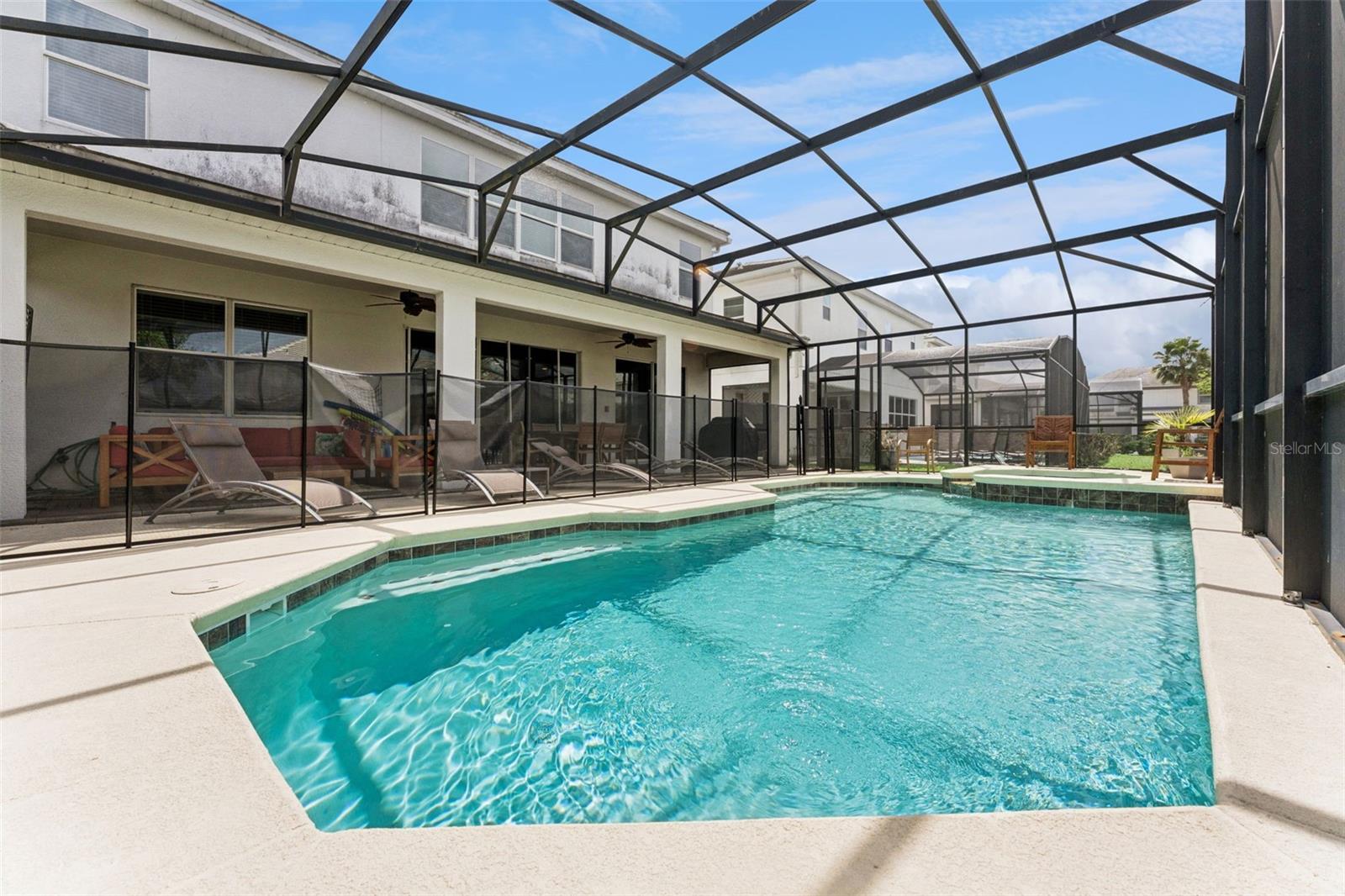 Image 35 of 71 For 2614 Calistoga Avenue