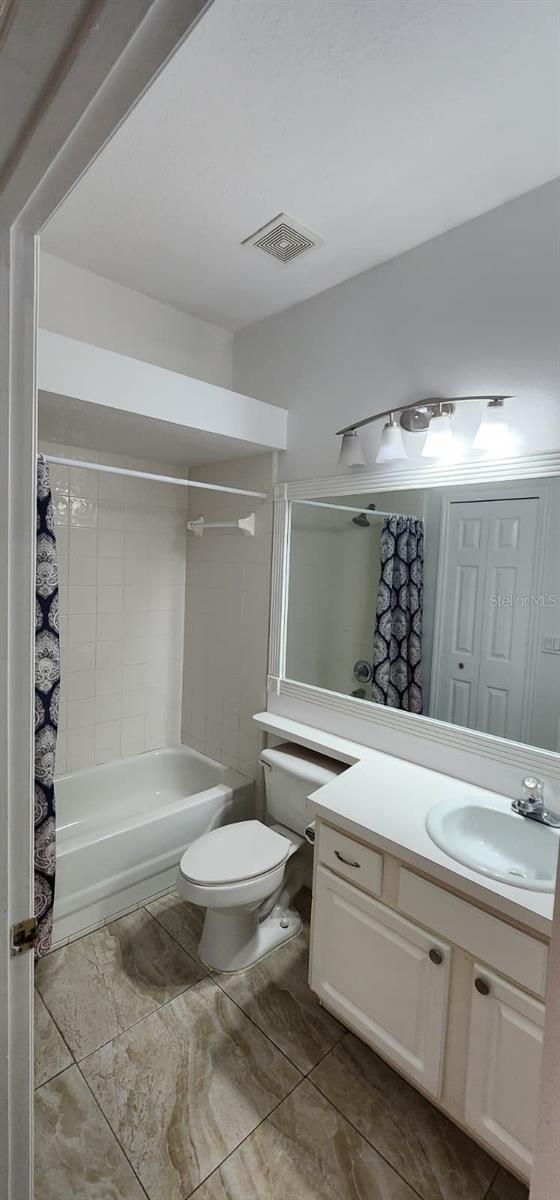 Image 19 of 28 For 2860 Osprey Cove Place 202