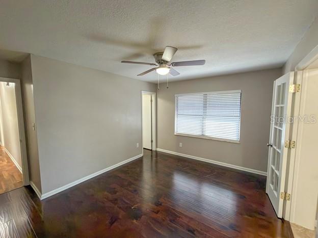 Image 18 of 34 For 107 Pineapple Court