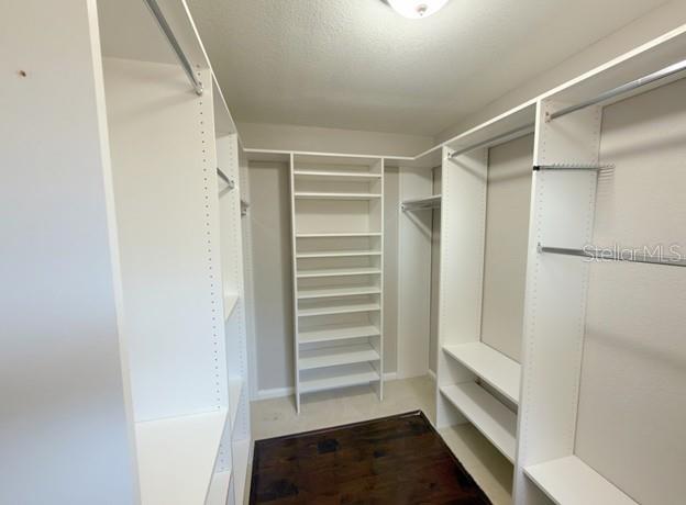 Image 19 of 34 For 107 Pineapple Court