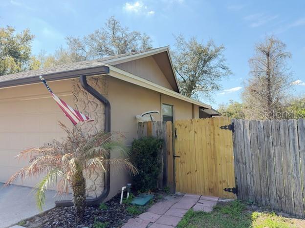 Image 32 of 34 For 107 Pineapple Court