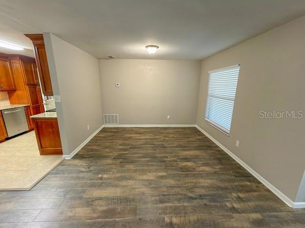 Image 6 of 34 For 107 Pineapple Court