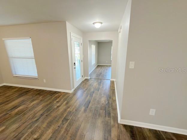 Image 7 of 34 For 107 Pineapple Court