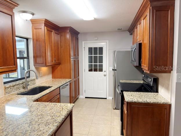 Image 9 of 34 For 107 Pineapple Court