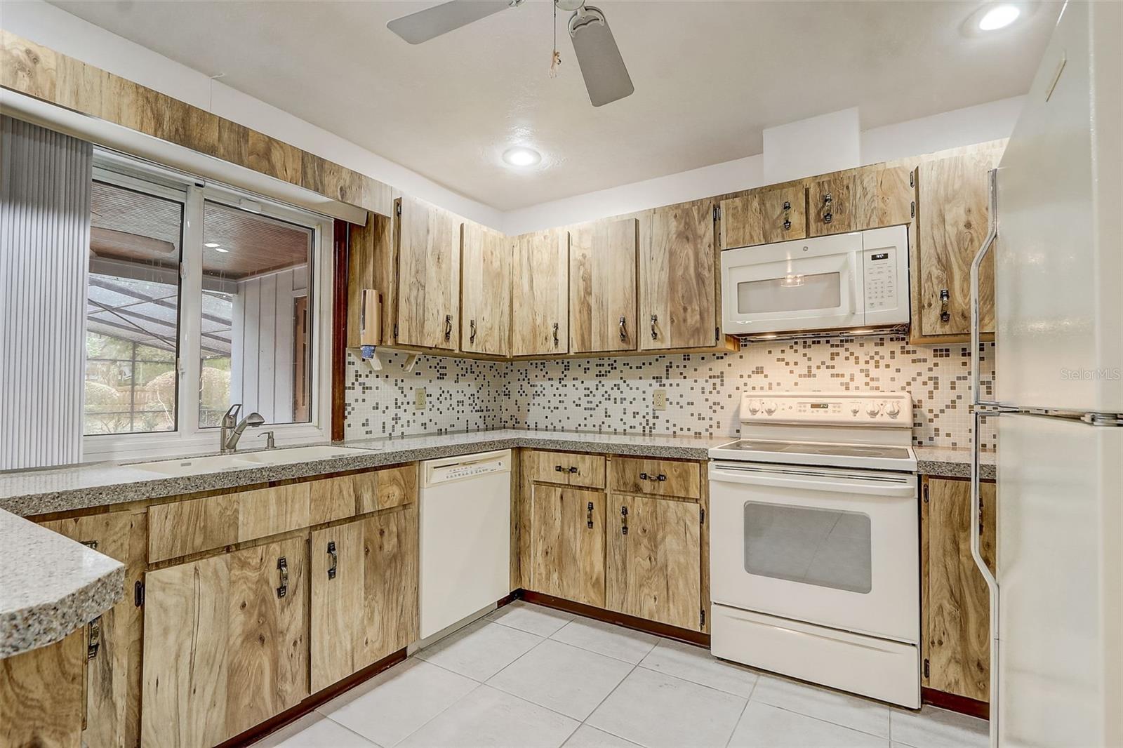 Image 16 of 36 For 1429 Mt Laurel Drive