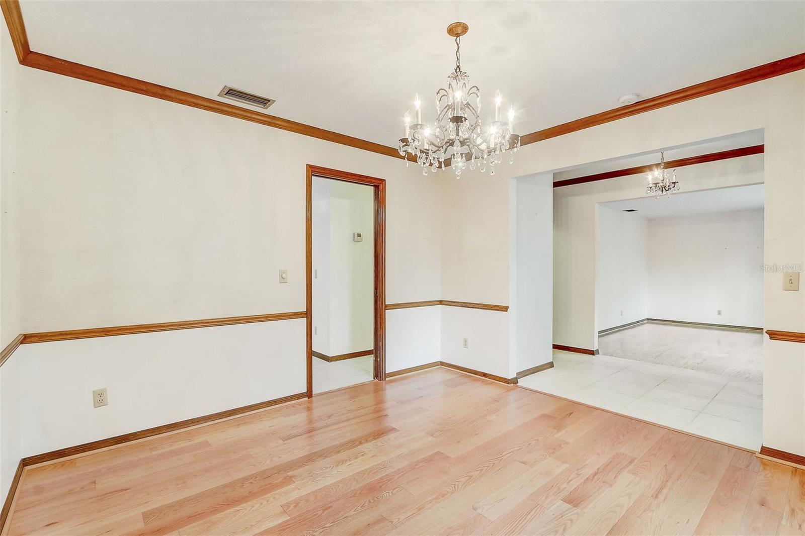 Image 7 of 36 For 1429 Mt Laurel Drive