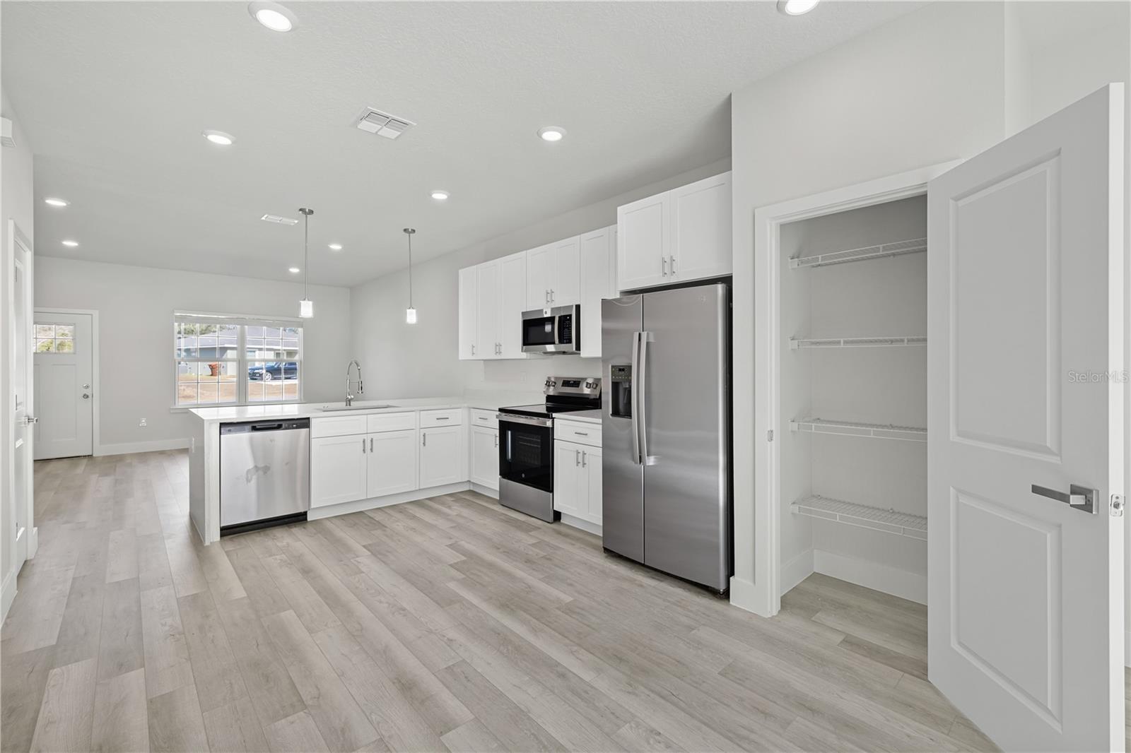 Image 13 of 37 For 16313 29th Court Road