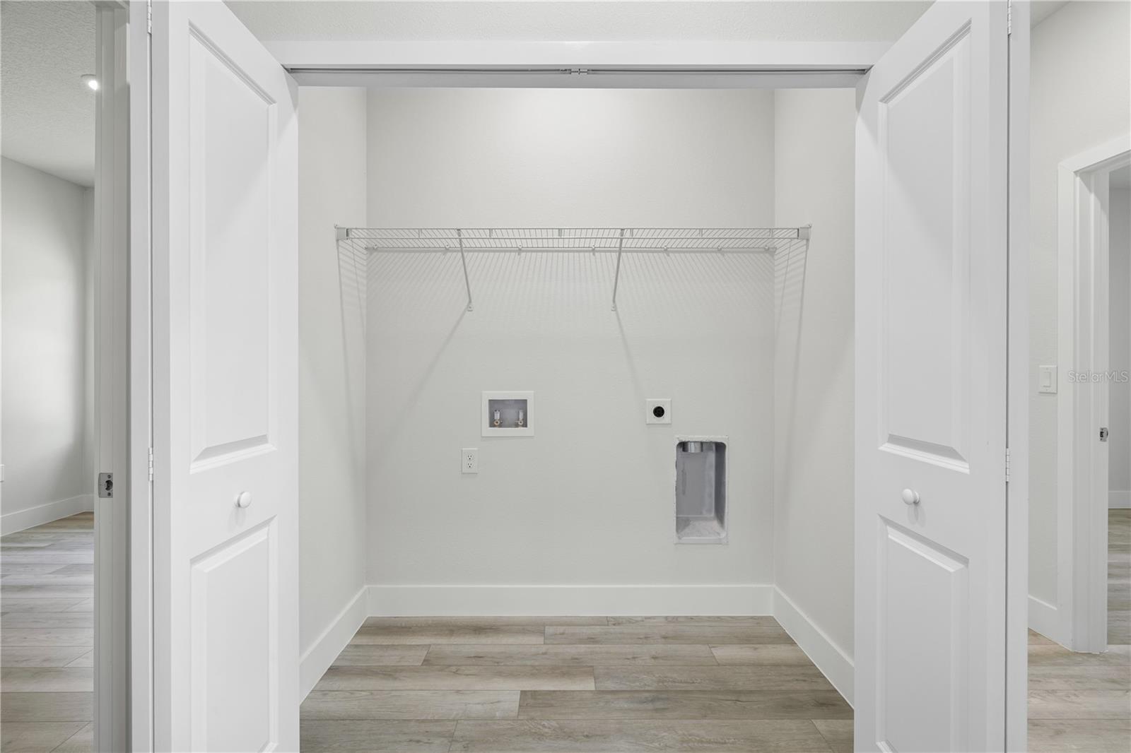 Image 21 of 37 For 16313 29th Court Road