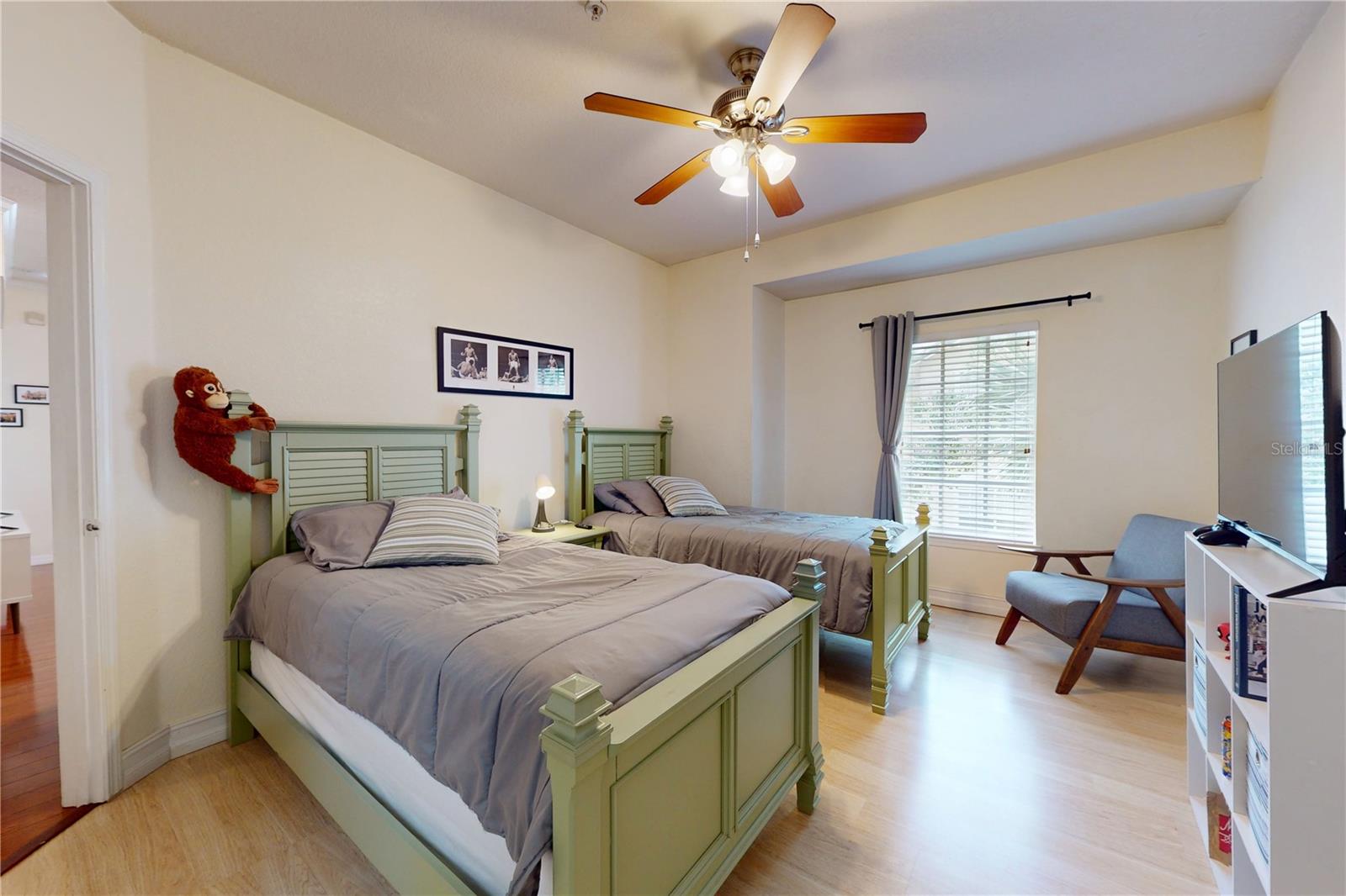 Image 18 of 30 For 2598 Robert Trent Jones Drive 1030