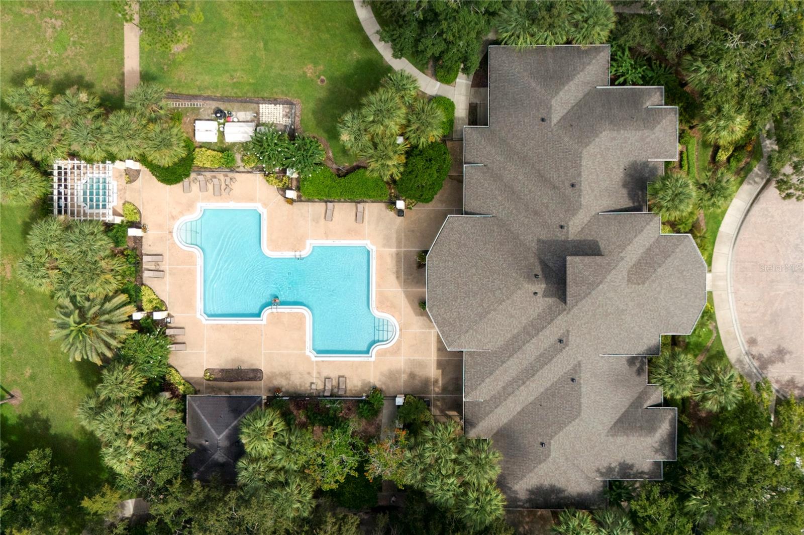 Image 29 of 30 For 2598 Robert Trent Jones Drive 1030