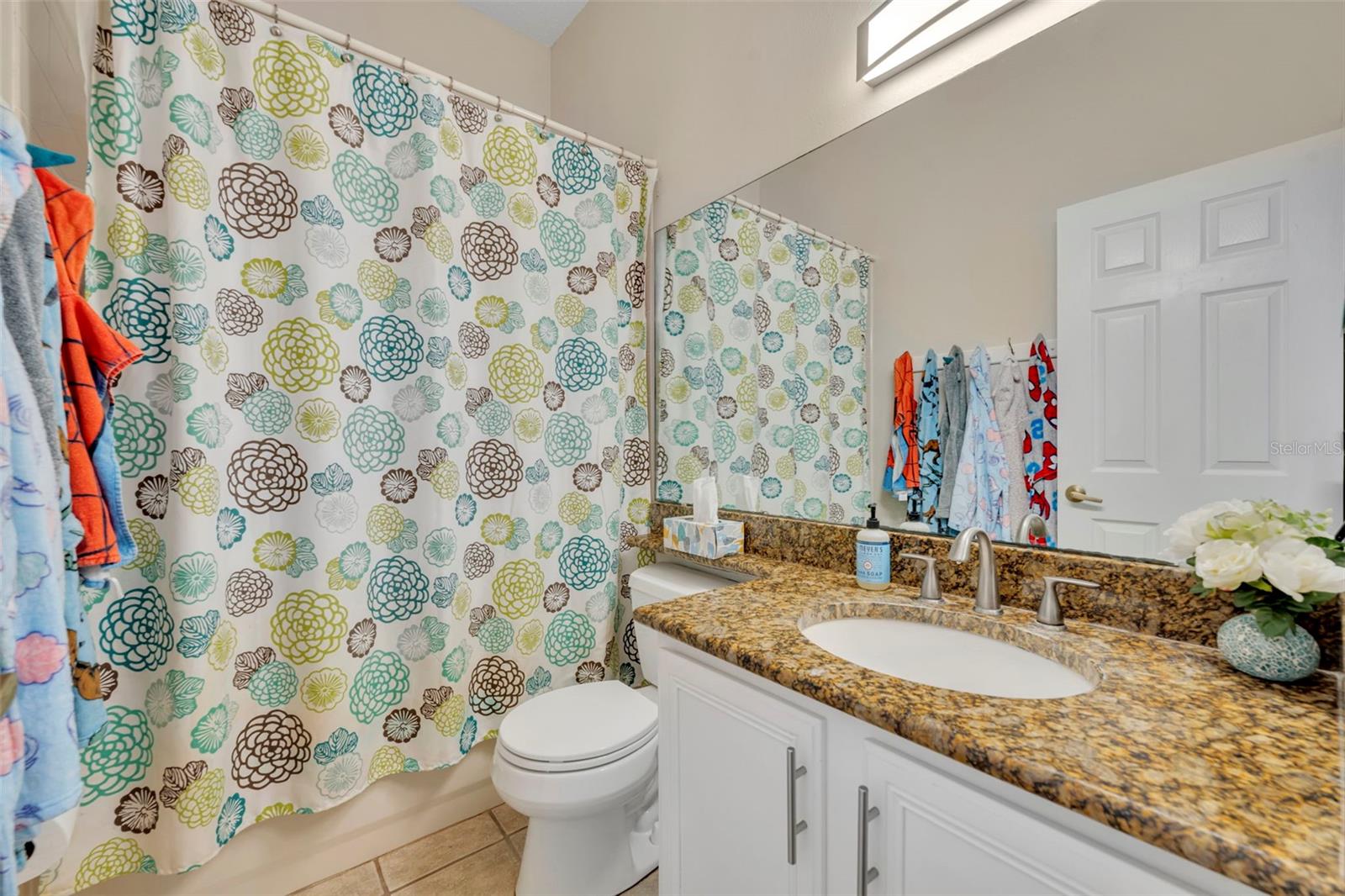 Image 27 of 40 For 1710 Shadowmoss Circle