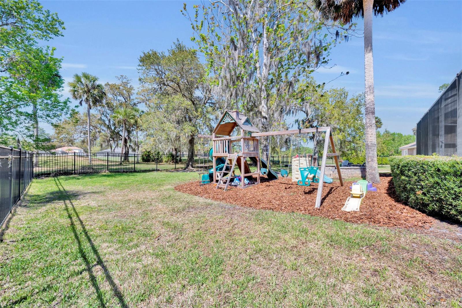 Image 37 of 40 For 1710 Shadowmoss Circle