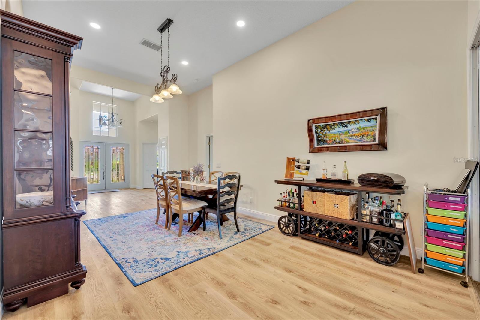 Image 4 of 40 For 1710 Shadowmoss Circle