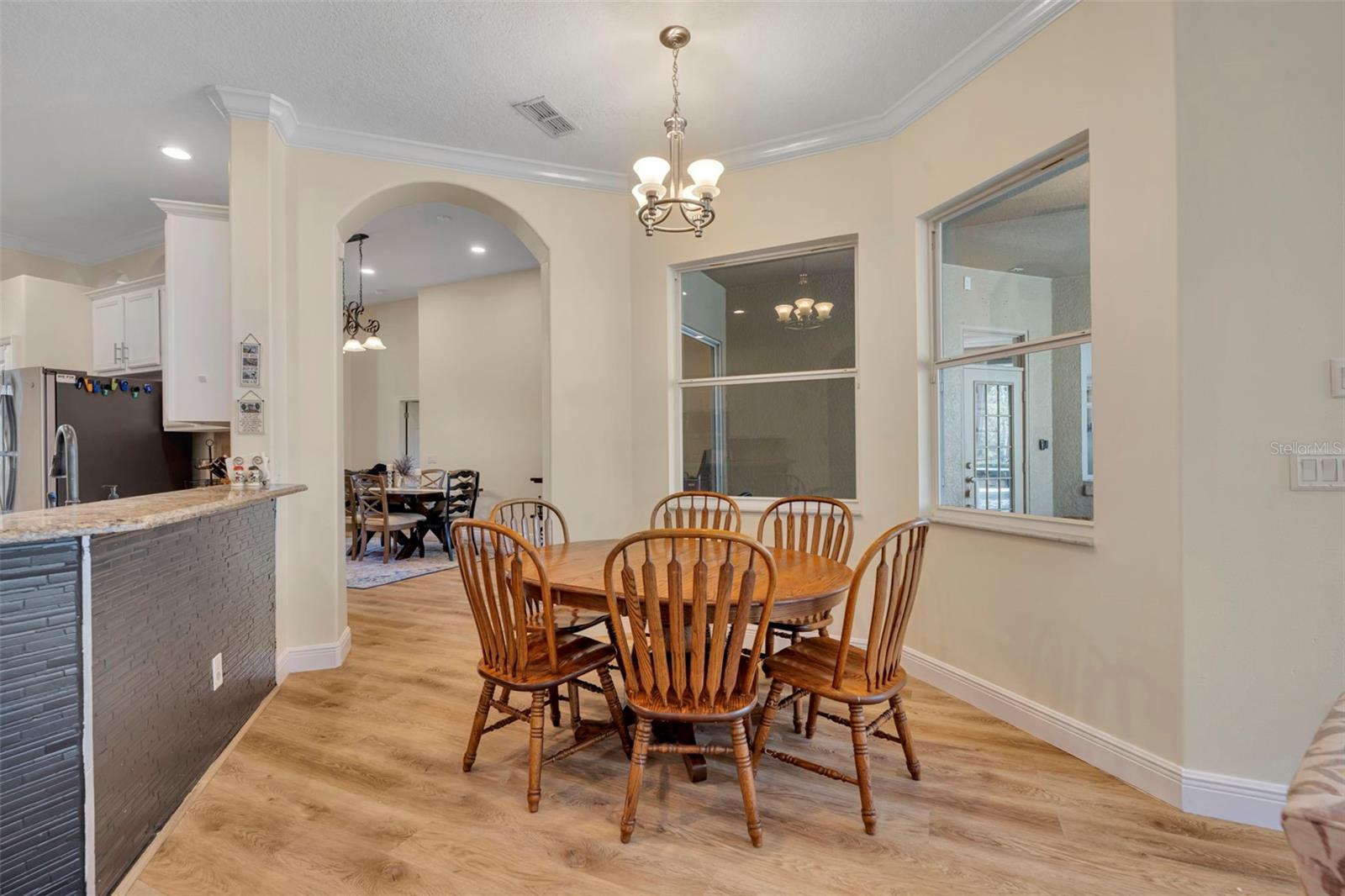 Image 8 of 40 For 1710 Shadowmoss Circle