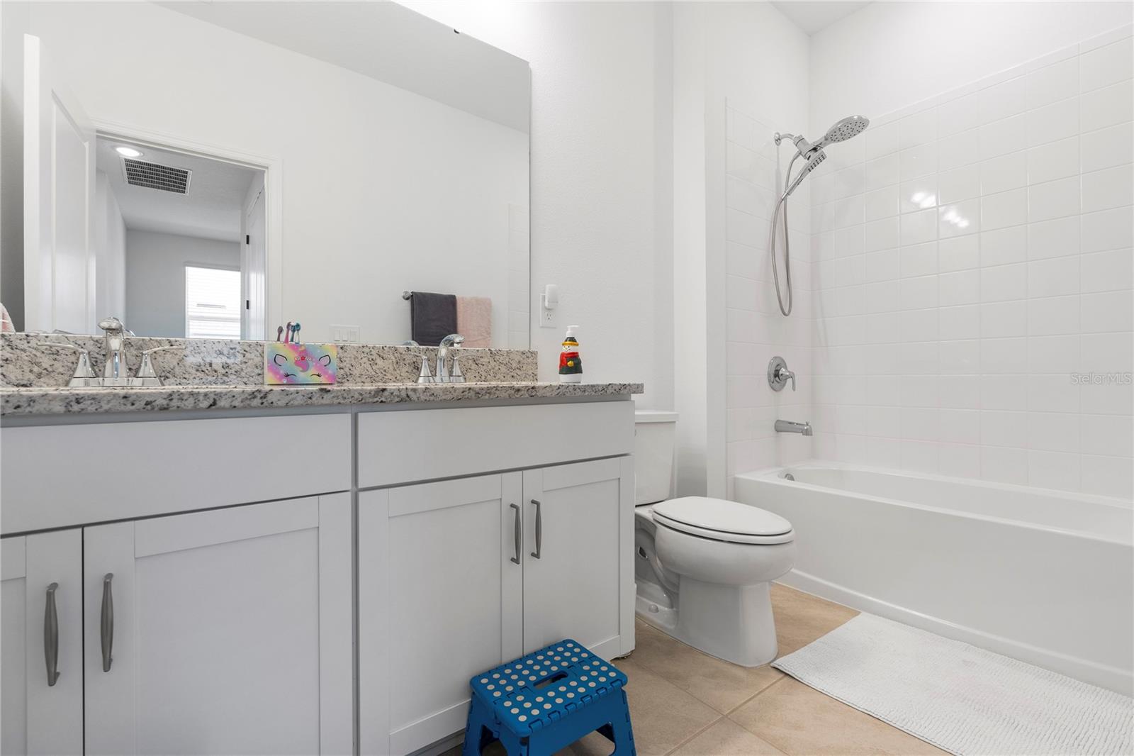 Image 15 of 33 For 779 Firerock Lane