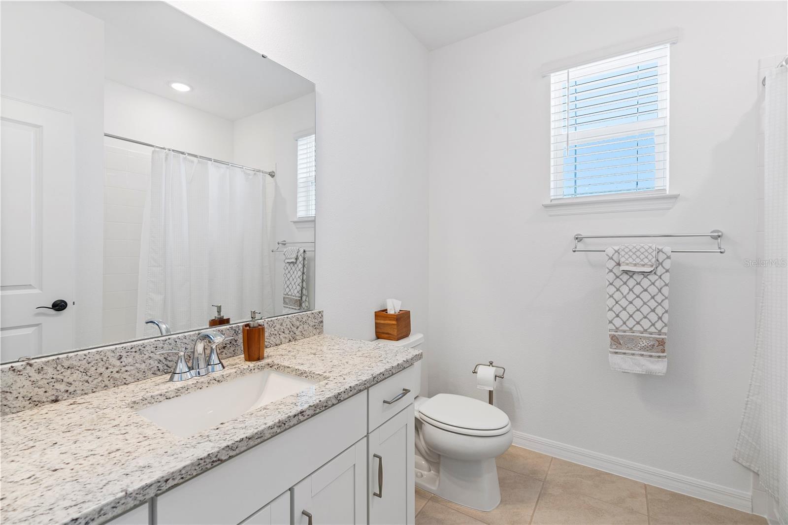 Image 16 of 33 For 779 Firerock Lane