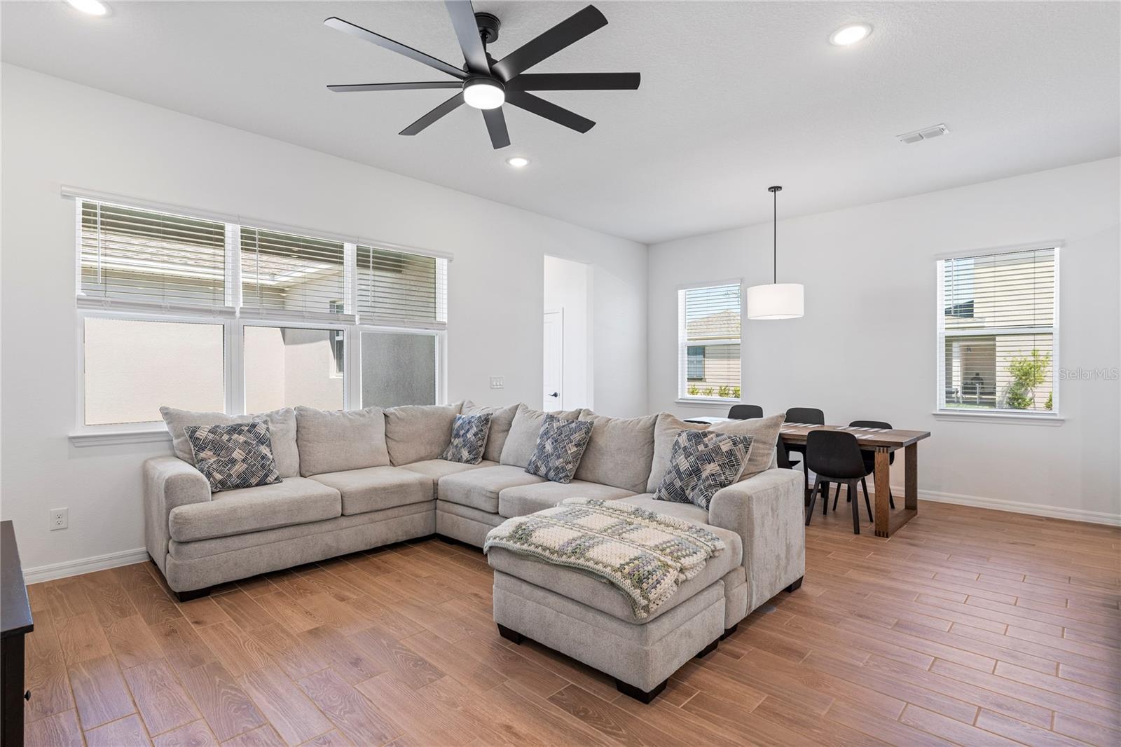 Image 8 of 33 For 779 Firerock Lane