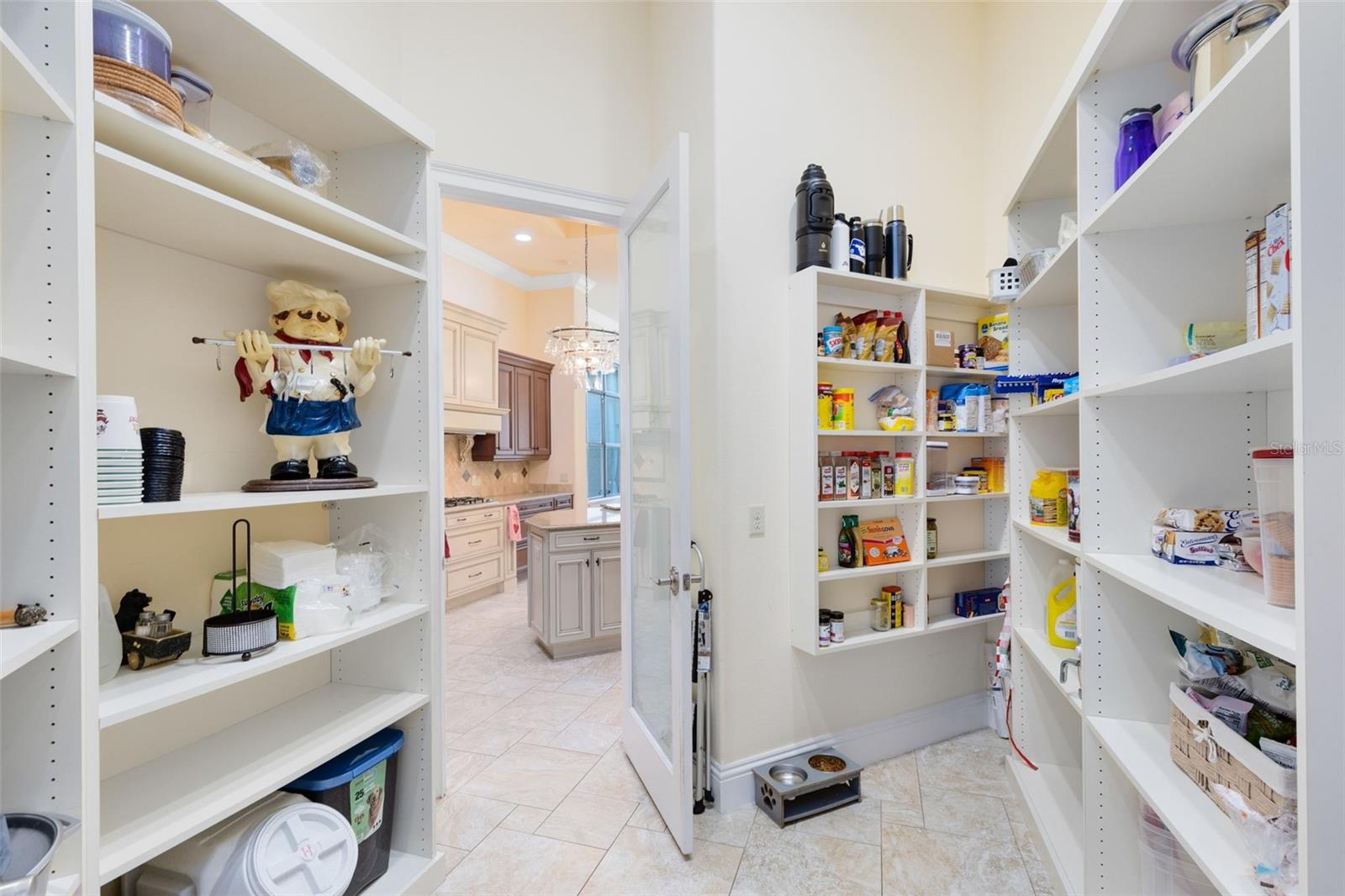 Image 18 of 59 For 5300 Carson Street