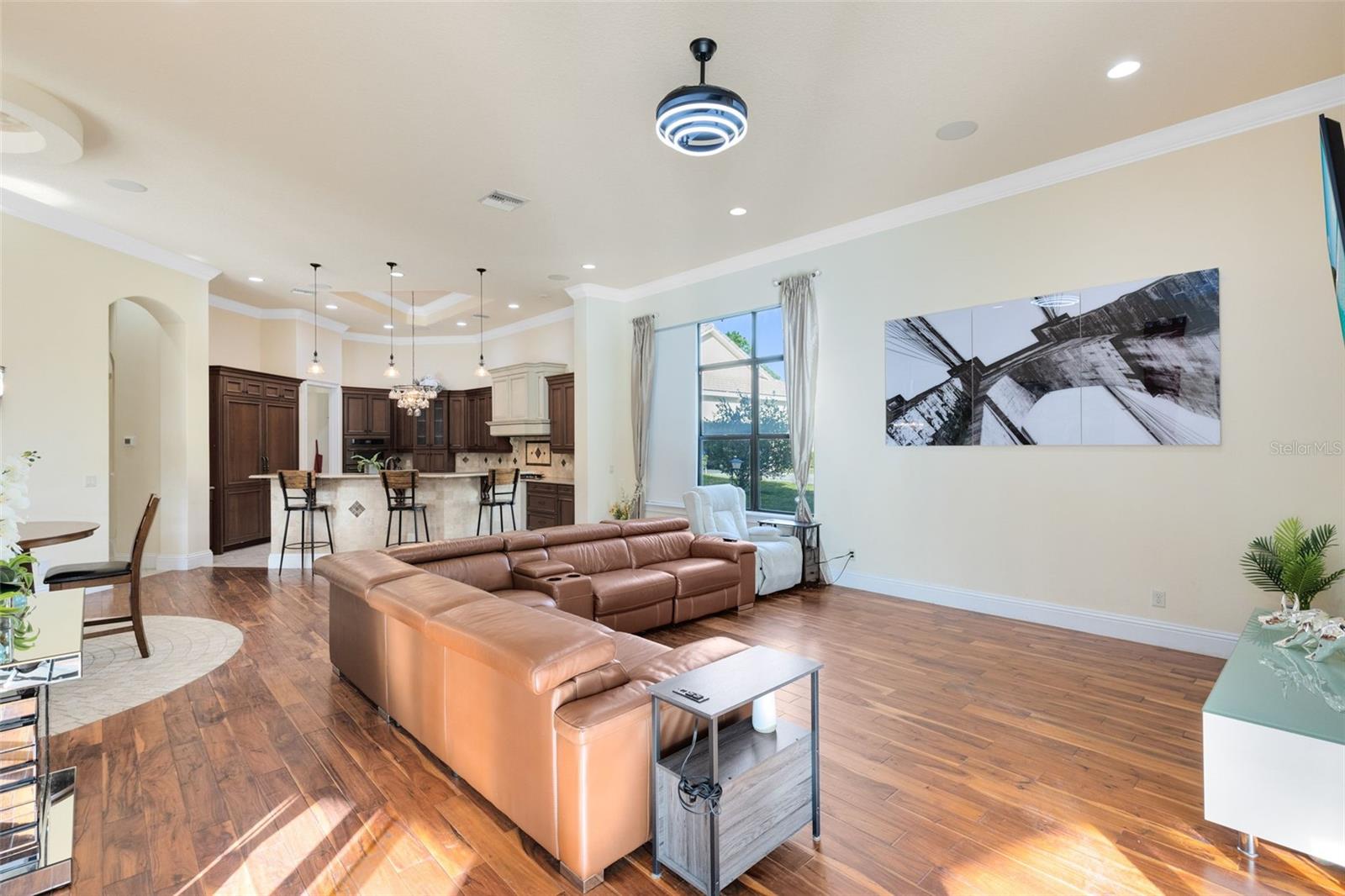 Image 21 of 59 For 5300 Carson Street