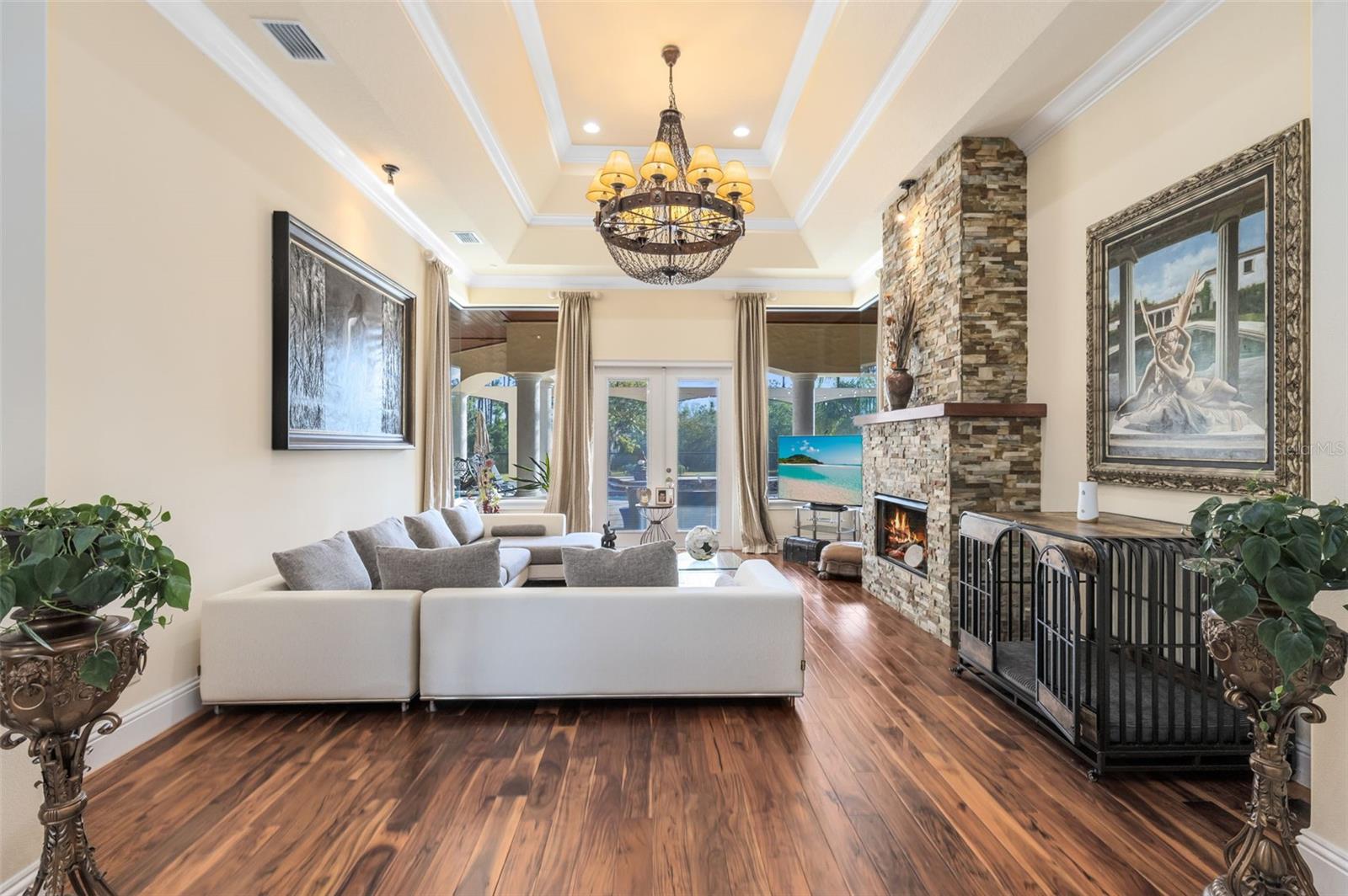 Image 9 of 59 For 5300 Carson Street