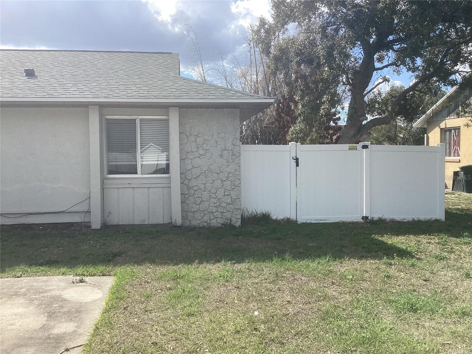 Image 2 of 24 For 2734 Coral Reef Drive