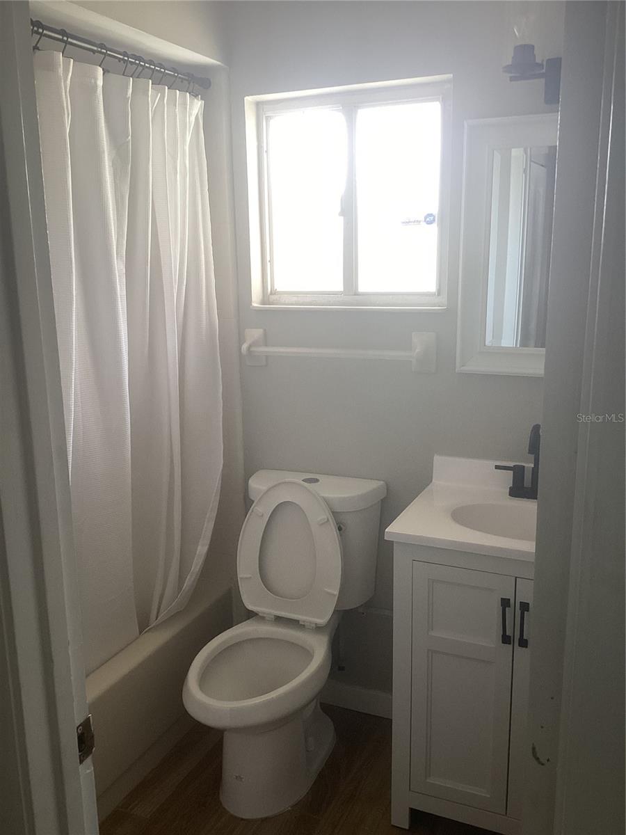 Image 8 of 24 For 2734 Coral Reef Drive