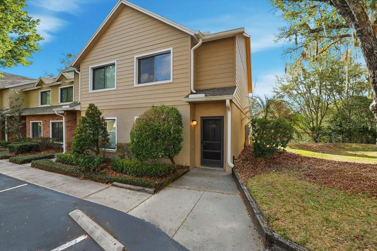 Image 2 of 17 For 295 Sandlewood Trail