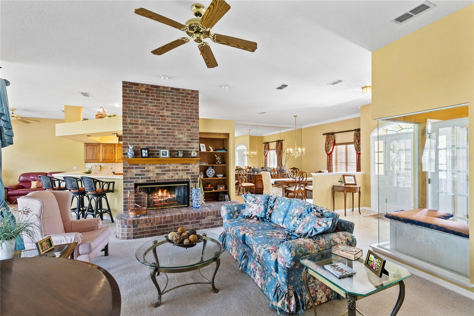 Image 10 of 33 For 1132 Howell Creek Drive