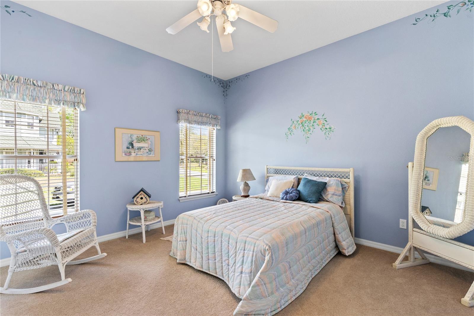 Image 20 of 33 For 1132 Howell Creek Drive