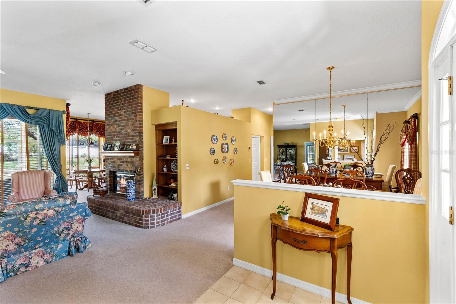 Image 4 of 33 For 1132 Howell Creek Drive