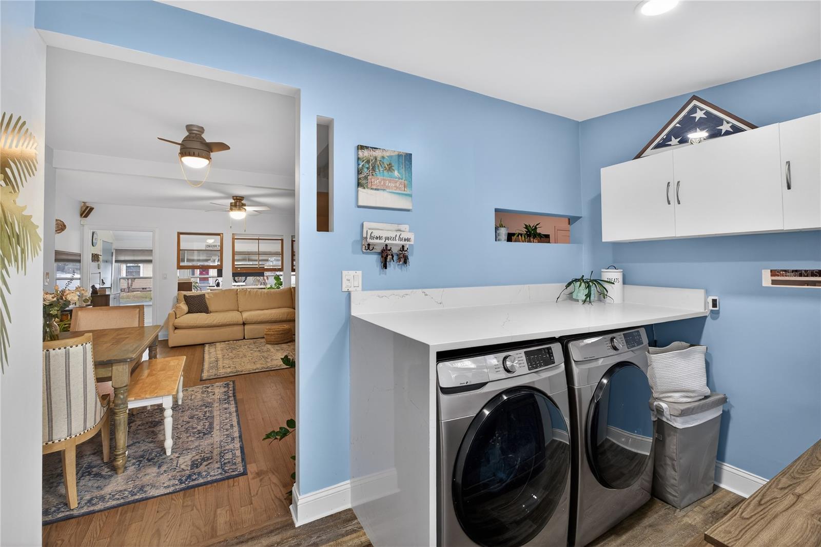 Image 22 of 34 For 1433 Smith Street