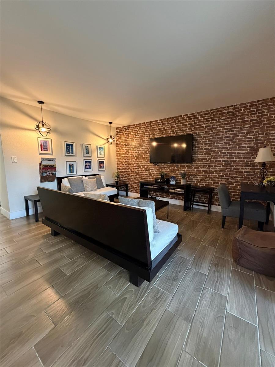 Image 12 of 26 For 4807 Texas Avenue 4807c