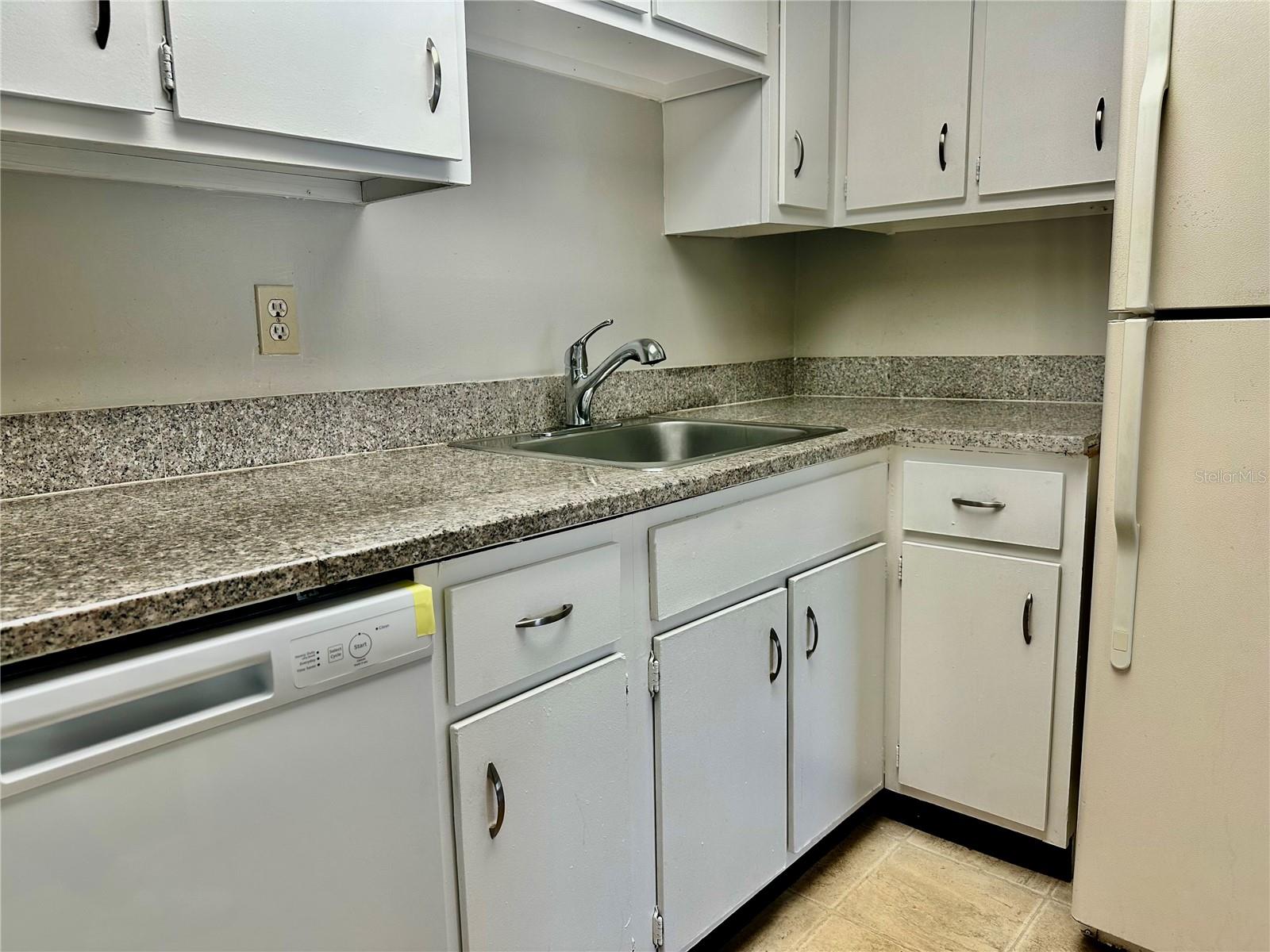 Image 15 of 15 For 2517 Caper Lane 205