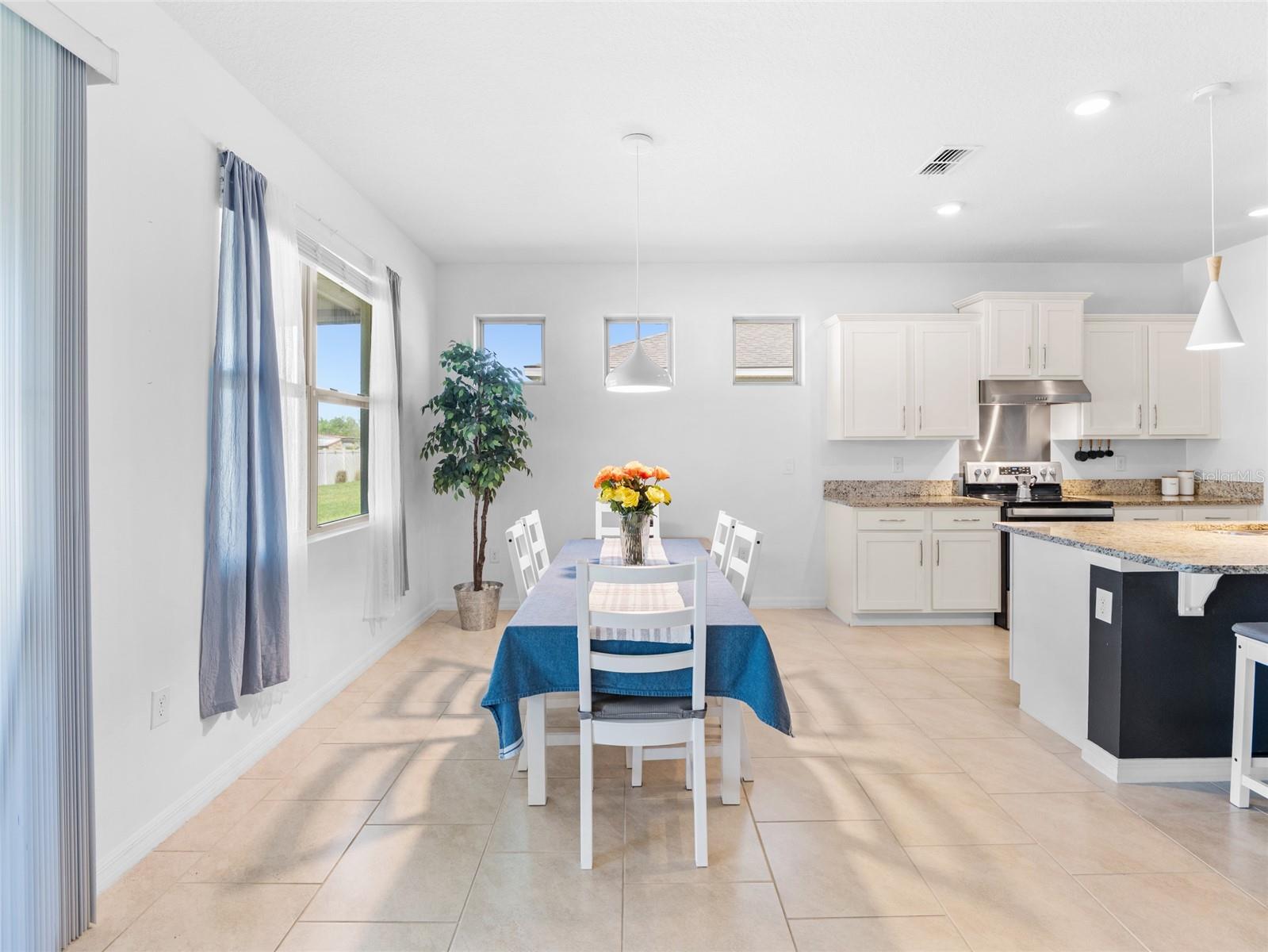 Image 11 of 34 For 1422 Savoy Lane