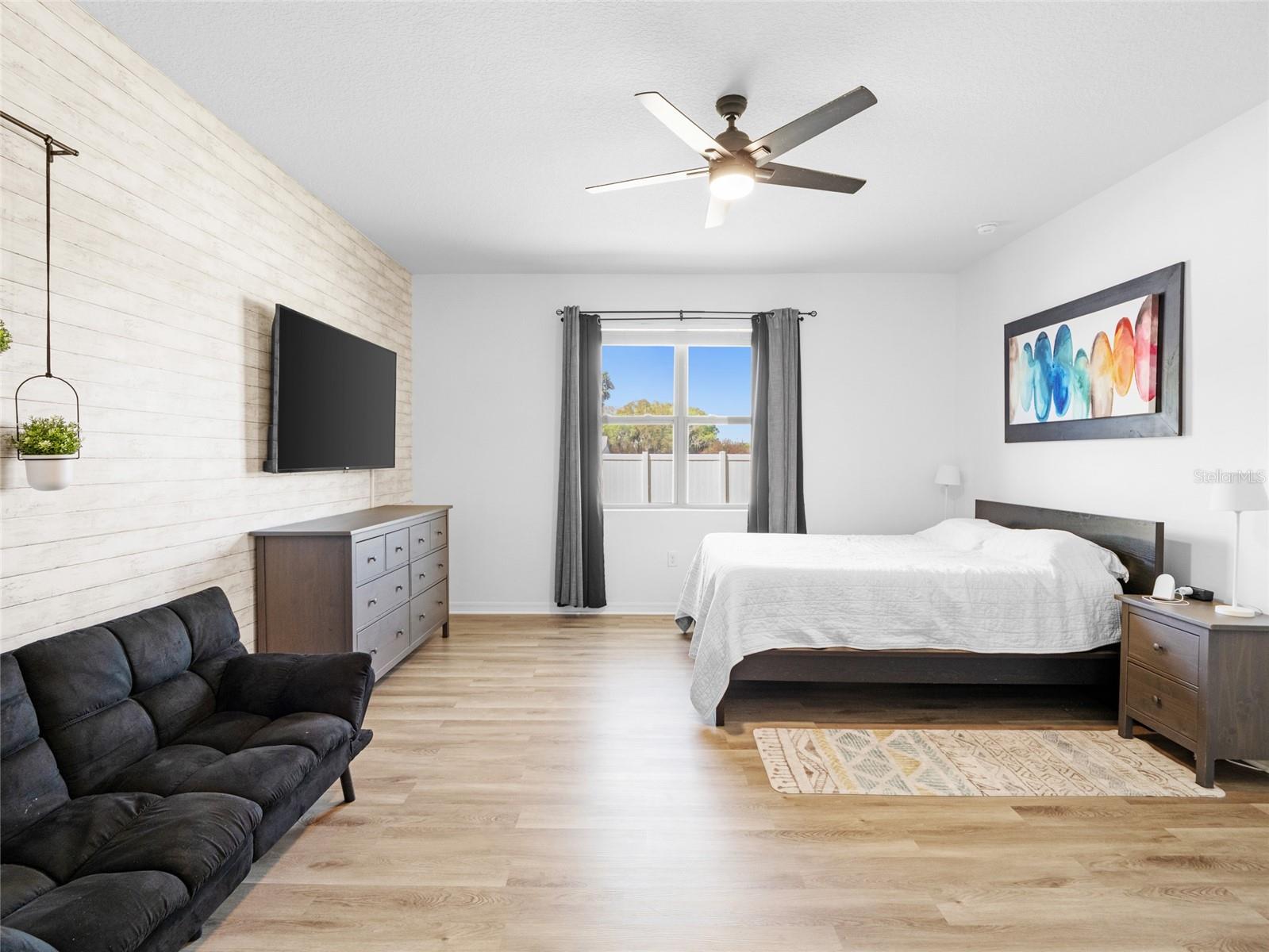 Image 15 of 34 For 1422 Savoy Lane