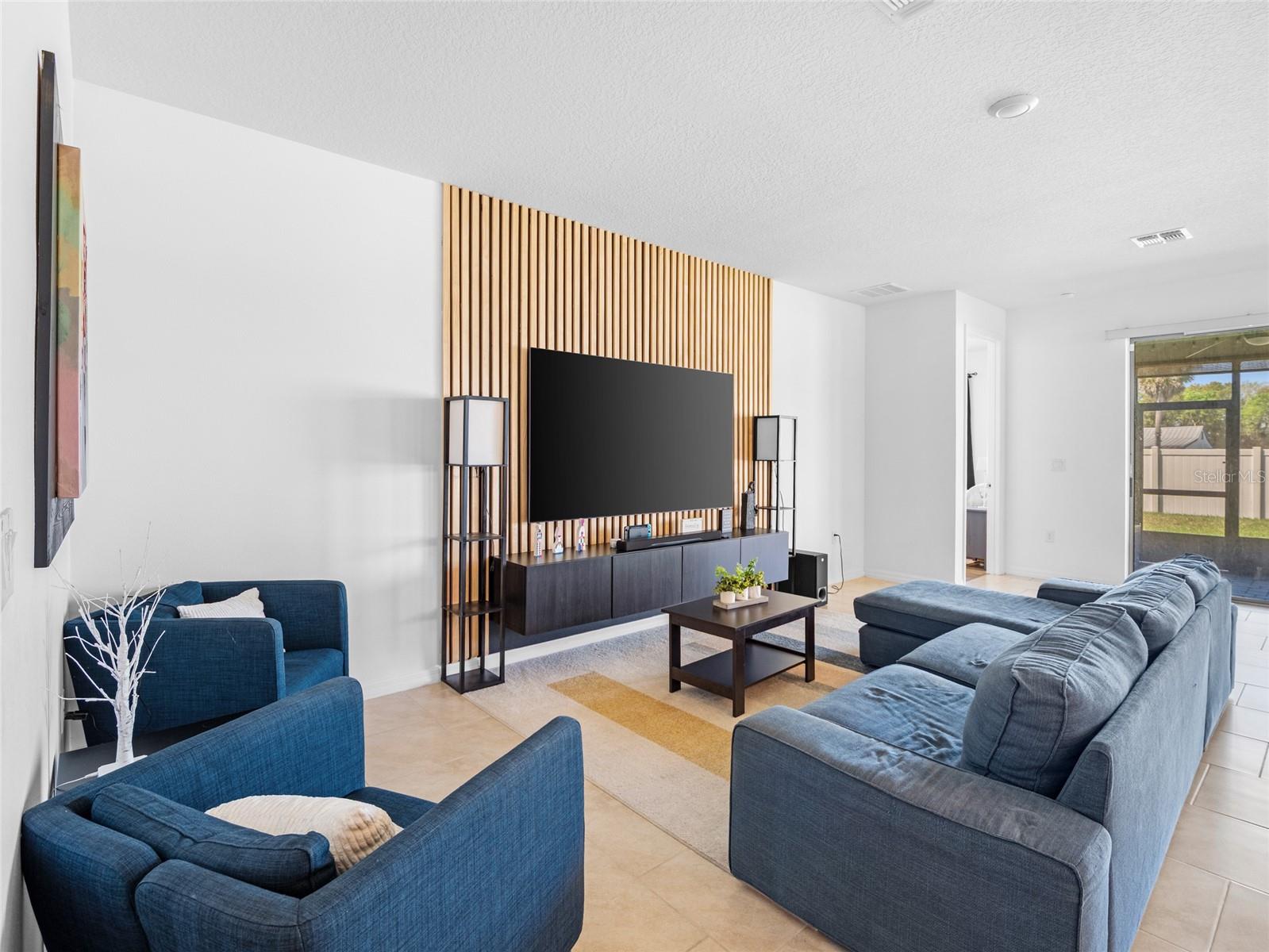 Image 5 of 34 For 1422 Savoy Lane