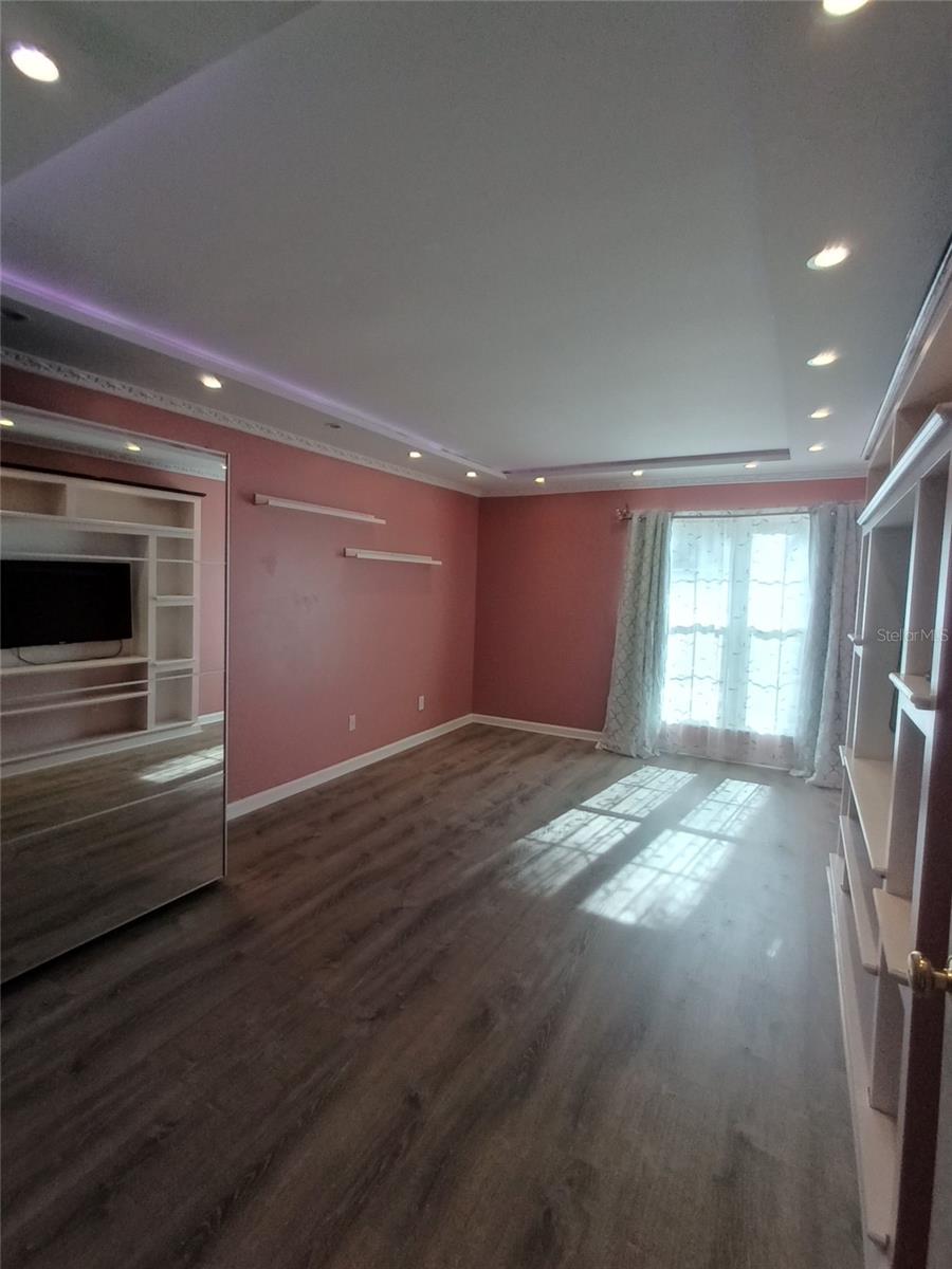 Image 13 of 27 For 1025 Kelsey Avenue