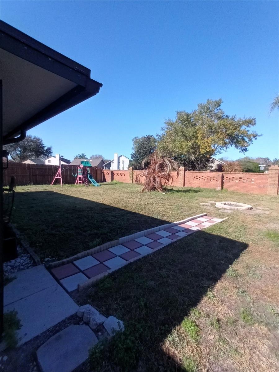 Image 26 of 27 For 1025 Kelsey Avenue