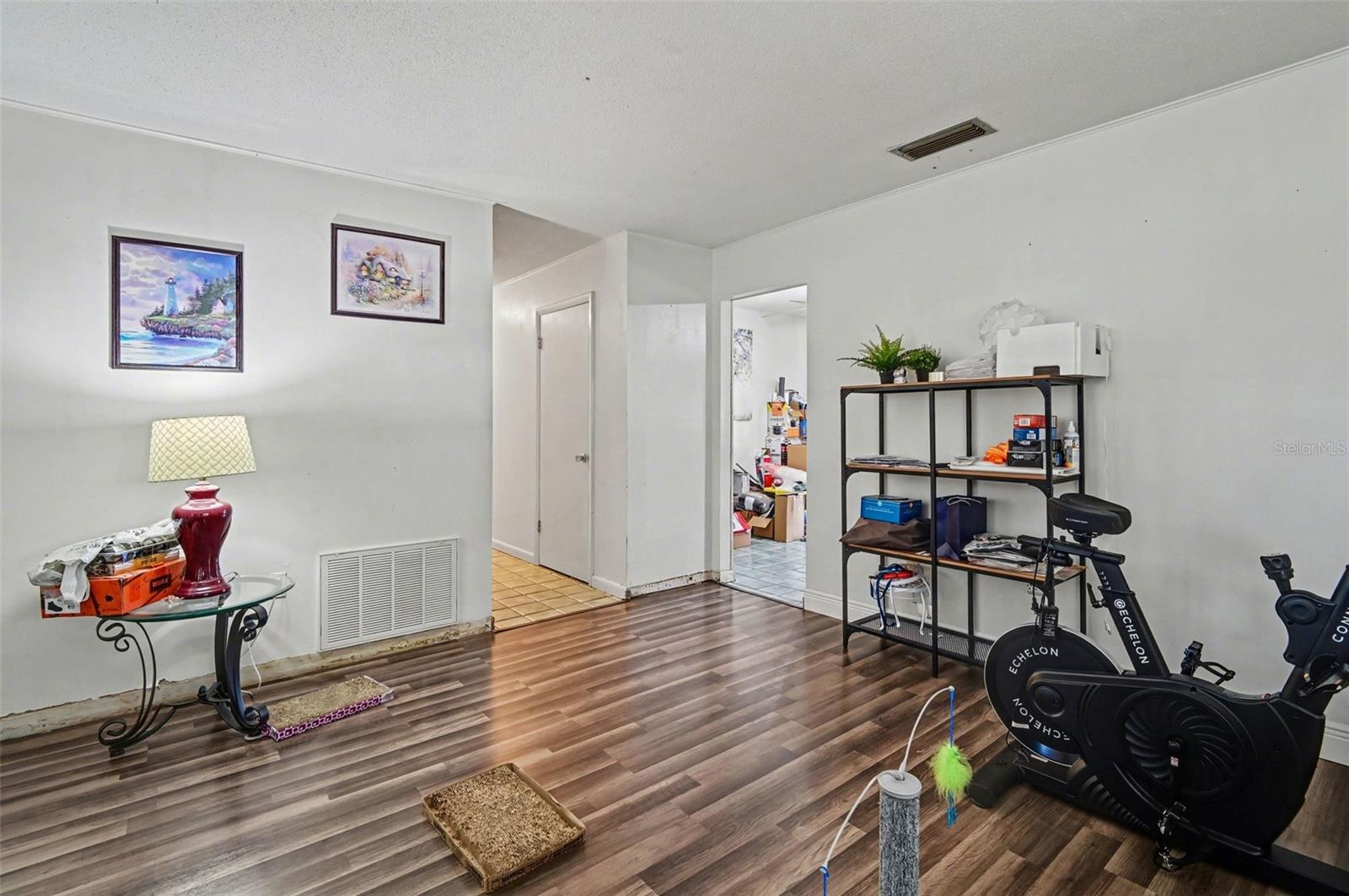 Image 5 of 21 For 1723 Palmetto Avenue